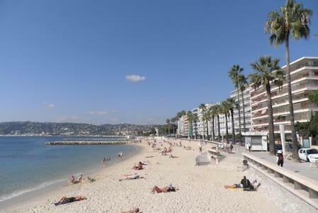 102-Appartement Refait A Neuf Vieil อองทีบส์ ภายนอก รูปภาพ