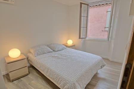 102-Appartement Refait A Neuf Vieil อองทีบส์ ภายนอก รูปภาพ